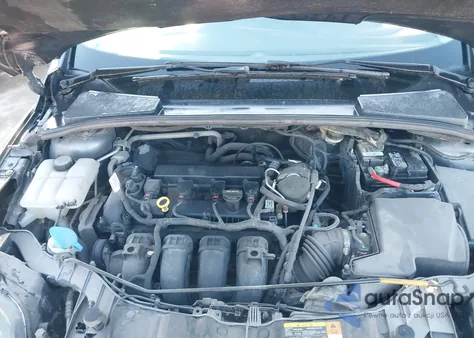 2013 Ford Focus Titanium z USA, uszkodzony, nr VIN 1FADP3N21DL177448